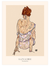 Egon Schiele İç Çamaşırıyla Oturan Kadın - Art Print